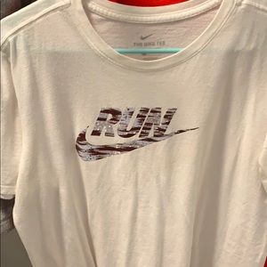 Nike T-shirt